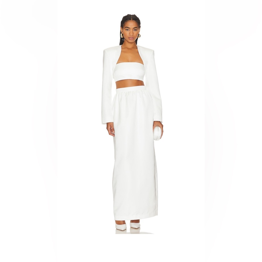 Elegant White Women's Skirt Set